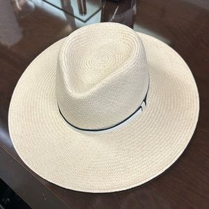 Rag and Bone Resort Hat- Size Large